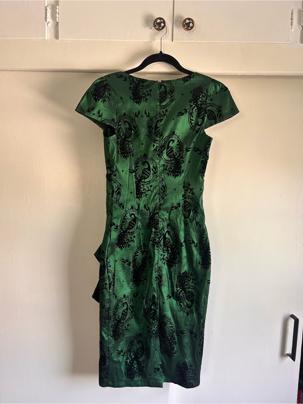 Voodoo Vixen Emerald Green Midi Dress with Black Flock Motif - Picture 3 of 6